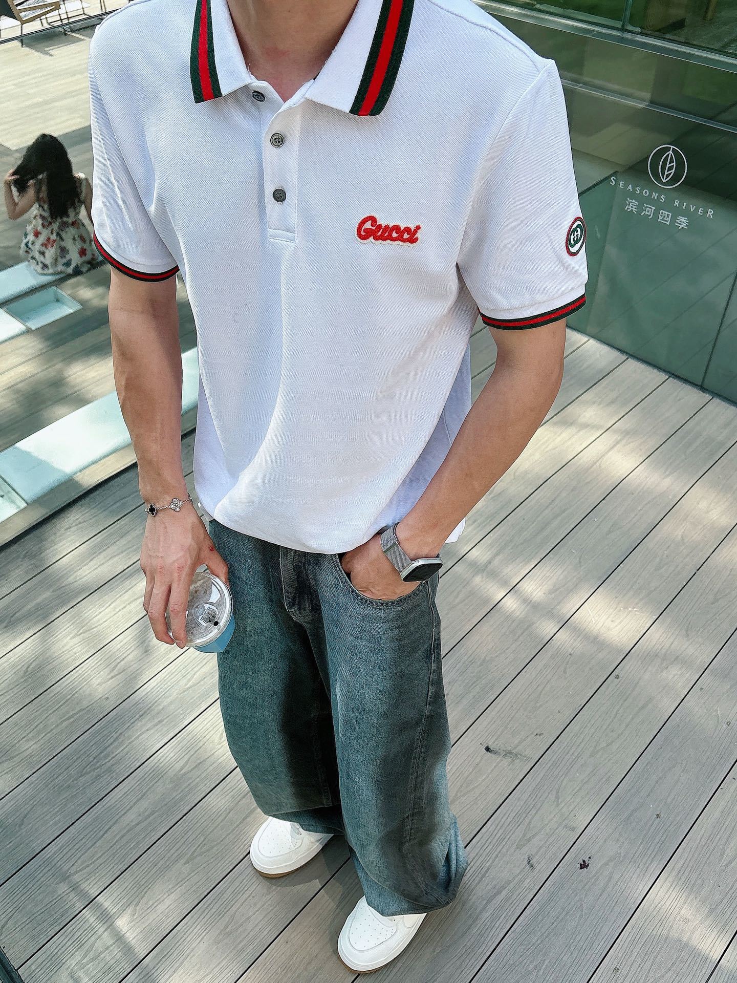 古奇
高端推荐 2025春夏专柜最新款短袖Polo衫翻领T恤 成功人士必备单品 设计前卫!胸前品牌
