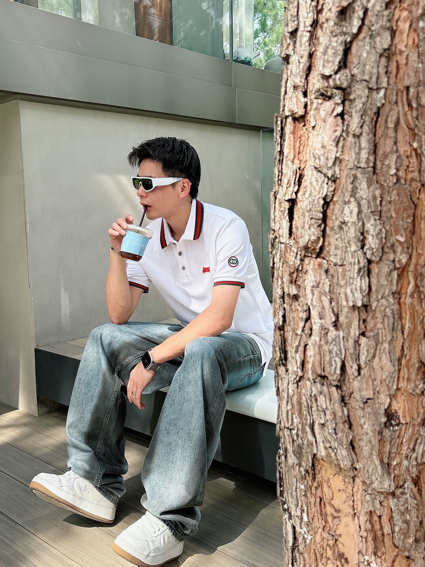 古奇
高端推荐 2025春夏专柜最新款短袖Polo衫翻领T恤 成功人士必备单品 设计前卫!胸前品牌