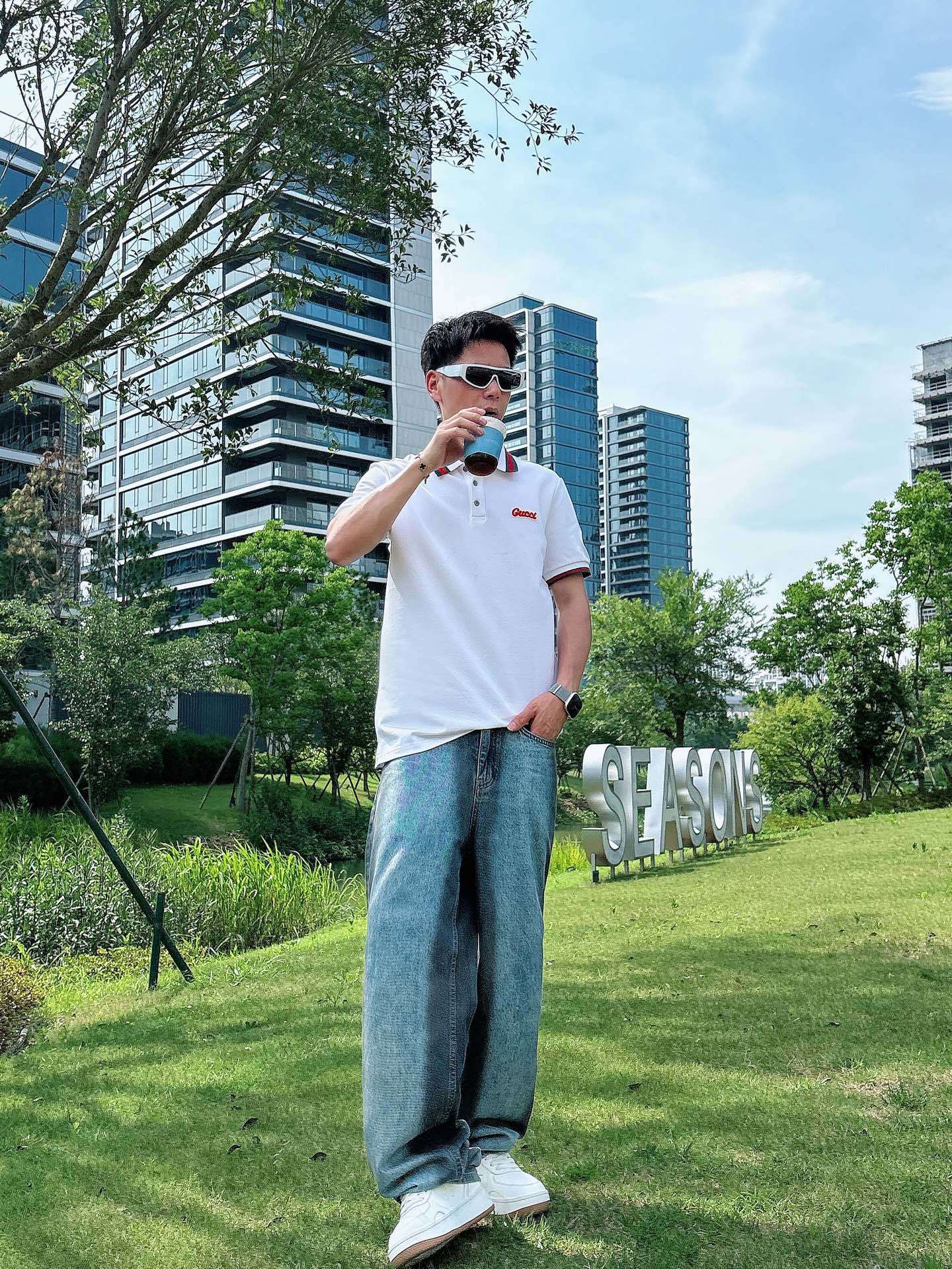 古奇
高端推荐 2025春夏专柜最新款短袖Polo衫翻领T恤 成功人士必备单品 设计前卫!胸前品牌