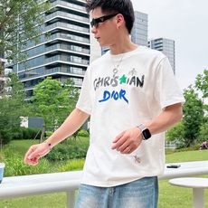 。Dior迪奥💥独家专供新款原单男士休闲短袖 高端定制 高版本 时尚百搭爆款⚠️⚠️✨✨进口面料 手感超 。Dior迪奥💥独家专供新款原单男士休闲短袖 高端定制 高版本 时尚百搭爆款⚠️⚠️✨✨进口面料 手感超