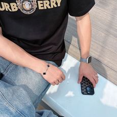 。Burberry巴宝莉💥独家专供新款原单男士休闲短袖 高端定制 高版本 时尚百搭爆款⚠️⚠️✨✨进口面 。Burberry巴宝莉💥独家专供新款原单男士休闲短袖 高端定制 高版本 时尚百搭爆款⚠️⚠️✨✨进口面