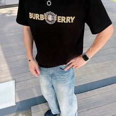 。Burberry巴宝莉💥独家专供新款原单男士休闲短袖 高端定制 高版本 时尚百搭爆款⚠️⚠️✨✨进口面 。Burberry巴宝莉💥独家专供新款原单男士休闲短袖 高端定制 高版本 时尚百搭爆款⚠️⚠️✨✨进口面
