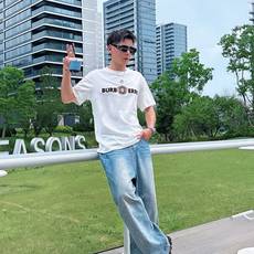 。Burberry巴宝莉💥独家专供新款原单男士休闲短袖 高端定制 高版本 时尚百搭爆款⚠️⚠️✨✨进口面 。Burberry巴宝莉💥独家专供新款原单男士休闲短袖 高端定制 高版本 时尚百搭爆款⚠️⚠️✨✨进口面
