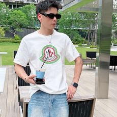 。Moncler蒙口 💥独家专供新款原单男士休闲短袖 高端定制 高版本 时尚百搭爆款⚠️⚠️✨✨进口面料 。Moncler蒙口 💥独家专供新款原单男士休闲短袖 高端定制 高版本 时尚百搭爆款⚠️⚠️✨✨进口面料