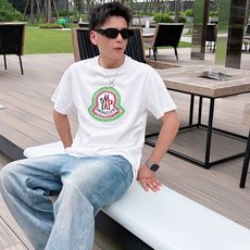 。Moncler蒙口 💥独家专供新款原单男士休闲短袖 高端定制 高版本 时尚百搭爆款⚠️⚠️✨✨进口面料 。Moncler蒙口 💥独家专供新款原单男士休闲短袖 高端定制 高版本 时尚百搭爆款⚠️⚠️✨✨进口面料