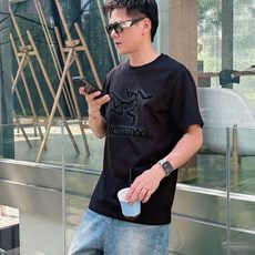 。Arc'teryx始祖鸟💥独家专供新款原单男士休闲短袖 高端定制 高版本 时尚百搭爆款⚠️⚠️✨✨进口 。Arc'teryx始祖鸟💥独家专供新款原单男士休闲短袖 高端定制 高版本 时尚百搭爆款⚠️⚠️✨✨进口