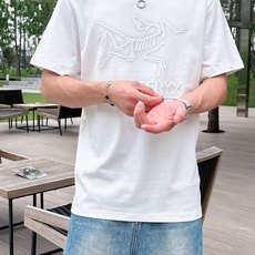 。Arc'teryx始祖鸟💥独家专供新款原单男士休闲短袖 高端定制 高版本 时尚百搭爆款⚠️⚠️✨✨进口 。Arc'teryx始祖鸟💥独家专供新款原单男士休闲短袖 高端定制 高版本 时尚百搭爆款⚠️⚠️✨✨进口
