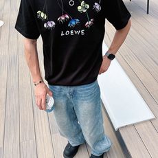 。Loewe 罗意威💥独家专供新款原单男士休闲短袖 高端定制 高版本 时尚百搭爆款⚠️⚠️✨✨进口面料 。Loewe 罗意威💥独家专供新款原单男士休闲短袖 高端定制 高版本 时尚百搭爆款⚠️⚠️✨✨进口面料