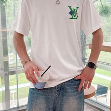 。LOUIS VUITTON 路易威登💥独家专供新款原单男士休闲短袖 高端定制 高版本 时尚百搭爆款⚠️ 。LOUIS VUITTON 路易威登💥独家专供新款原单男士休闲短袖 高端定制 高版本 时尚百搭爆款⚠️