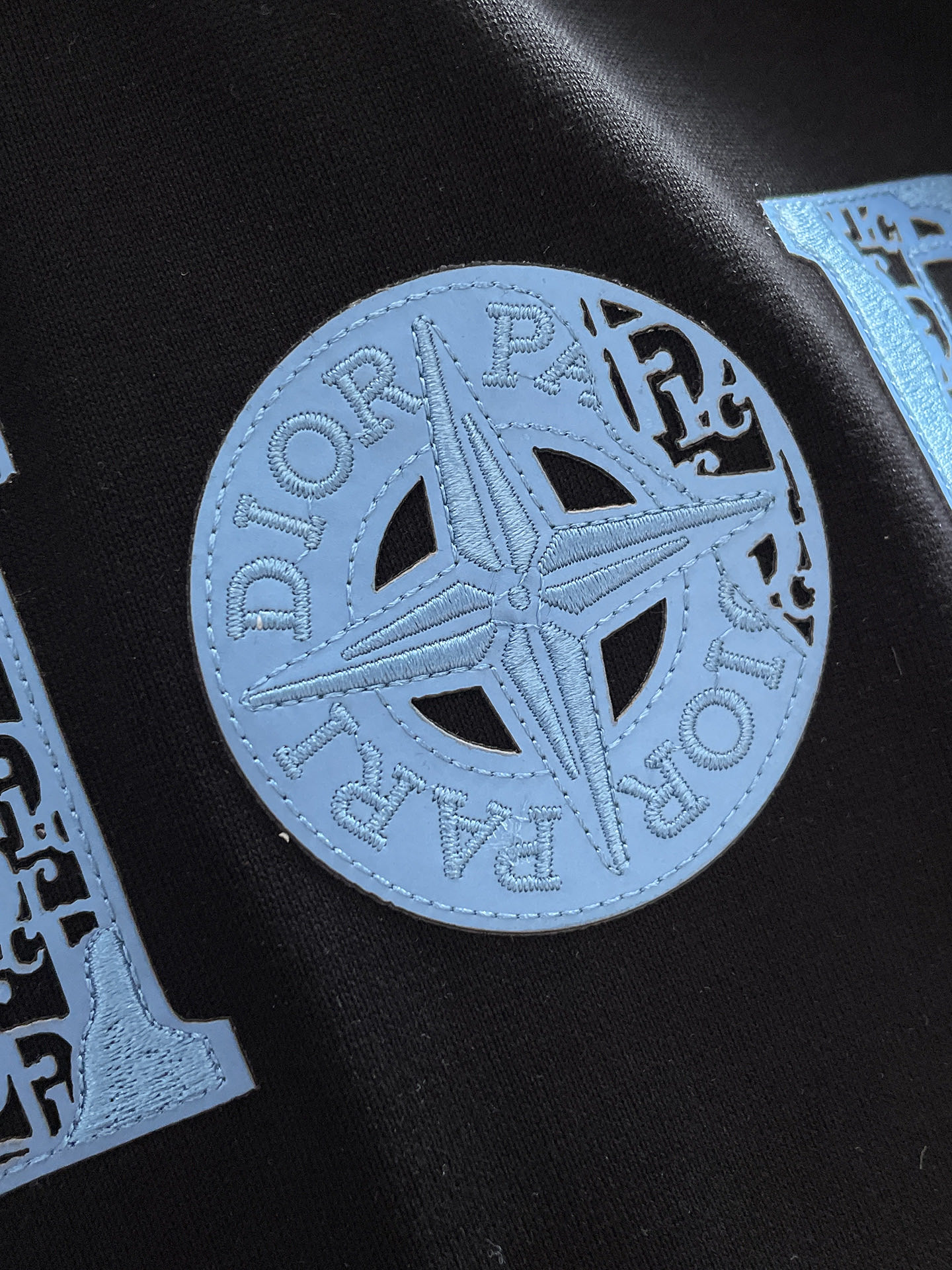  Dior 🔥🔥高端定制 2025春夏新款首发专柜最新款短袖圆领T恤 高端订制 设计前卫时尚！品牌log