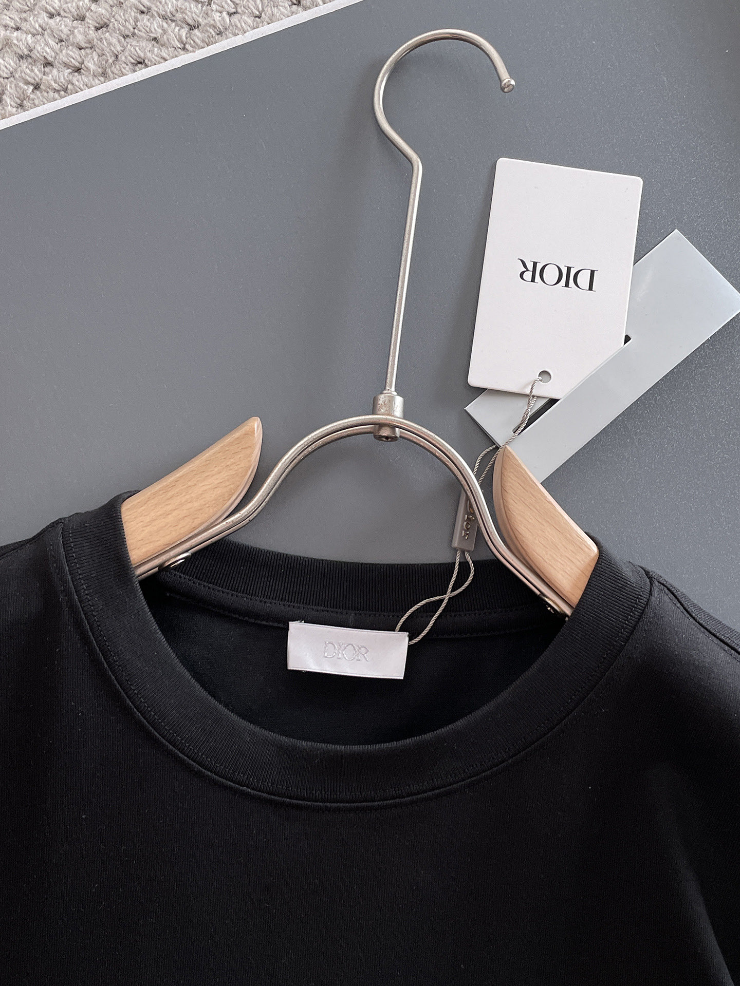  Dior 🔥🔥高端定制 2025春夏新款首发专柜最新款短袖圆领T恤 高端订制 设计前卫时尚！品牌log