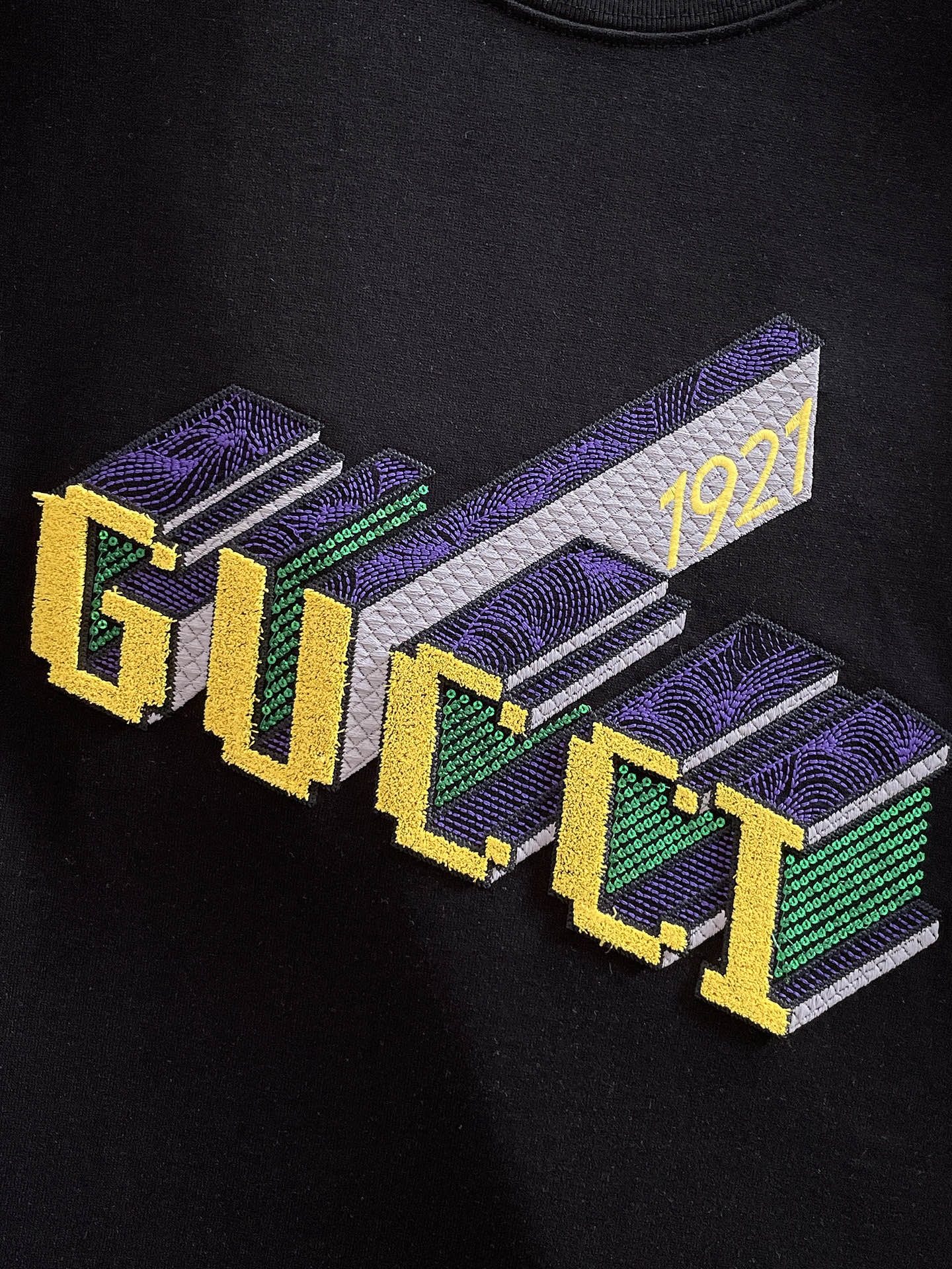  Gucci 🔥🔥高端定制 2025春夏新款首发专柜最新款短袖圆领T恤 高端订制 设计前卫时尚！品牌lo