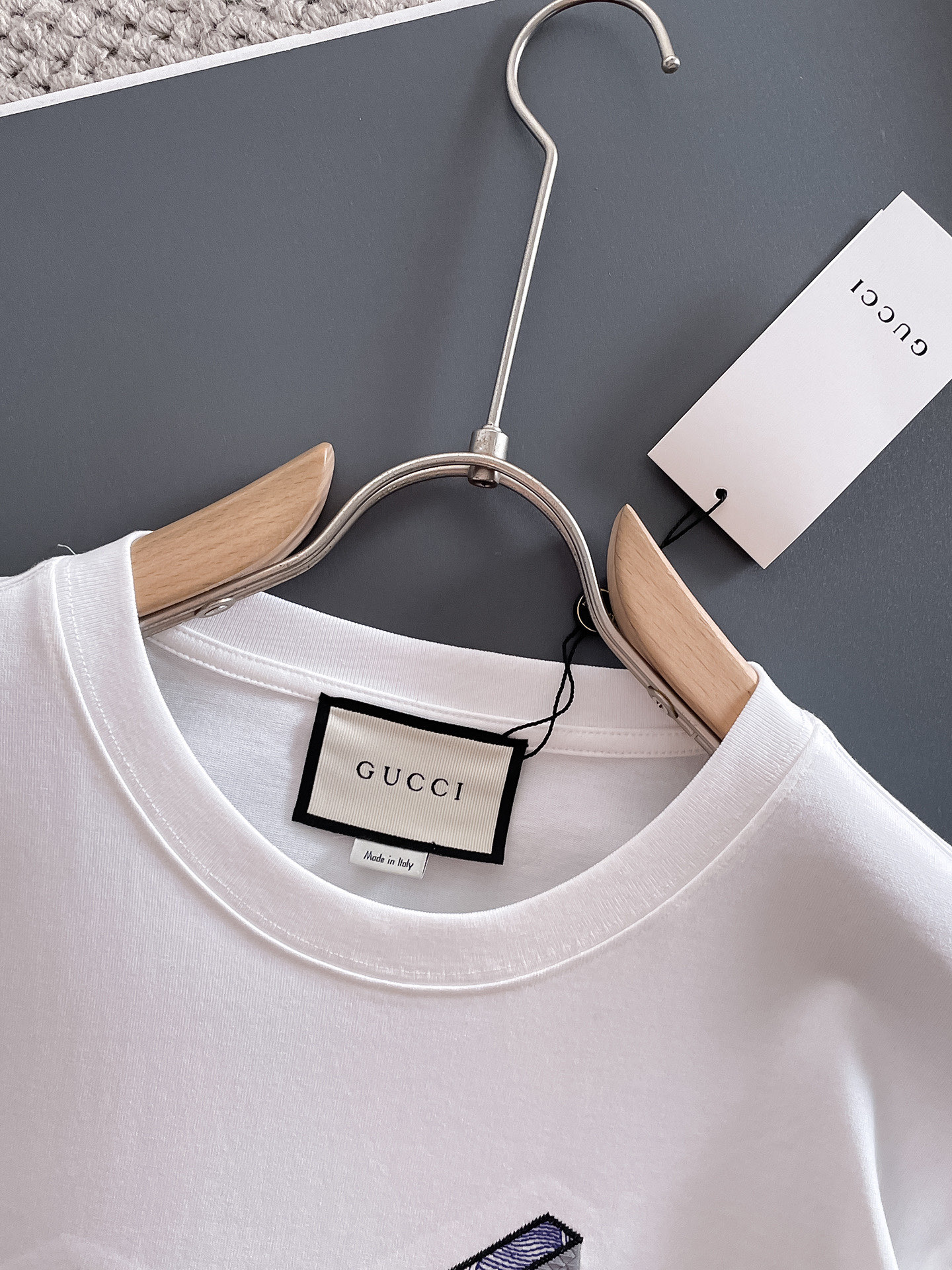  Gucci 🔥🔥高端定制 2025春夏新款首发专柜最新款短袖圆领T恤 高端订制 设计前卫时尚！品牌lo