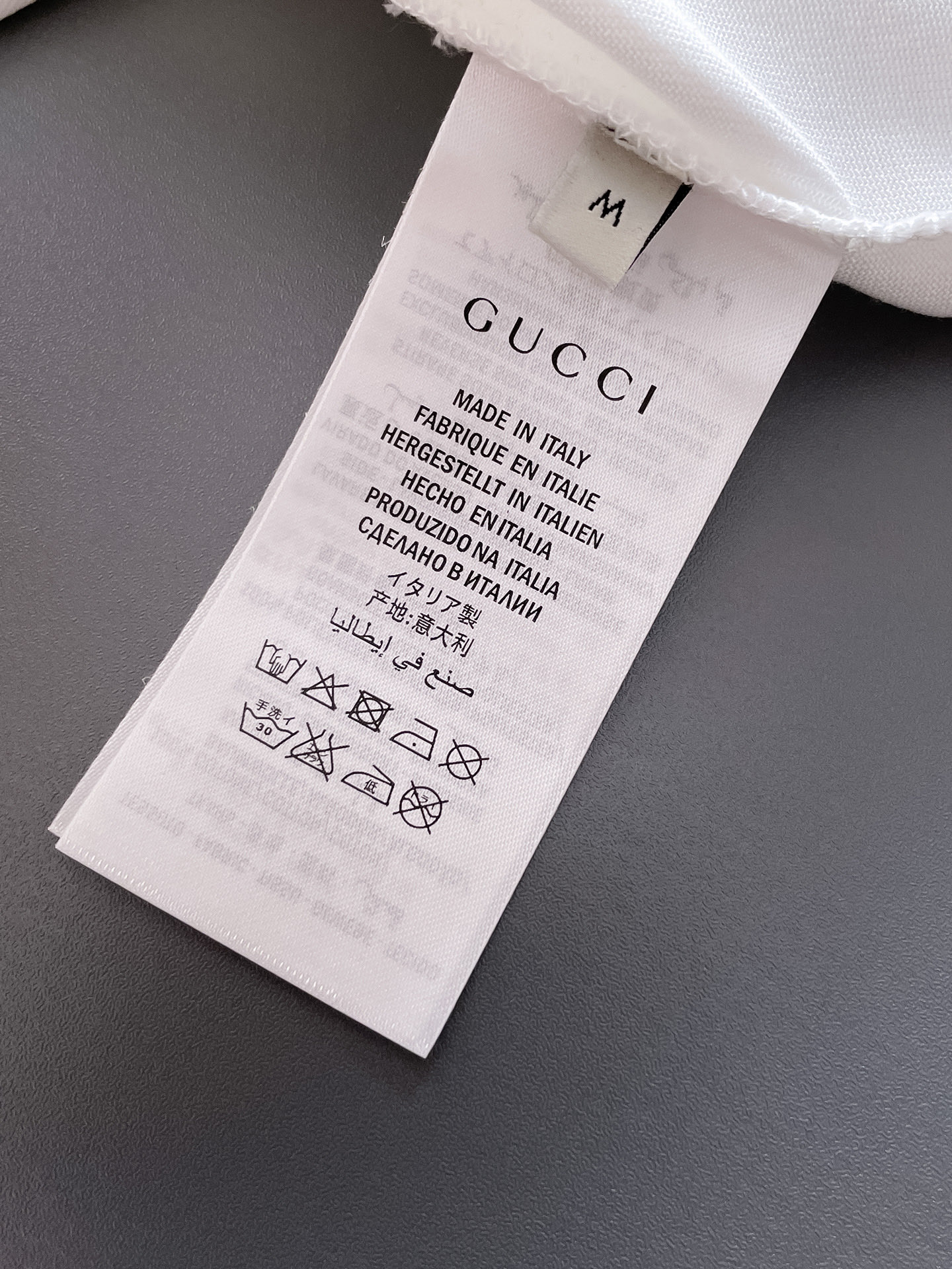  Gucci 🔥🔥高端定制 2025春夏新款首发专柜最新款短袖圆领T恤 高端订制 设计前卫时尚！品牌lo