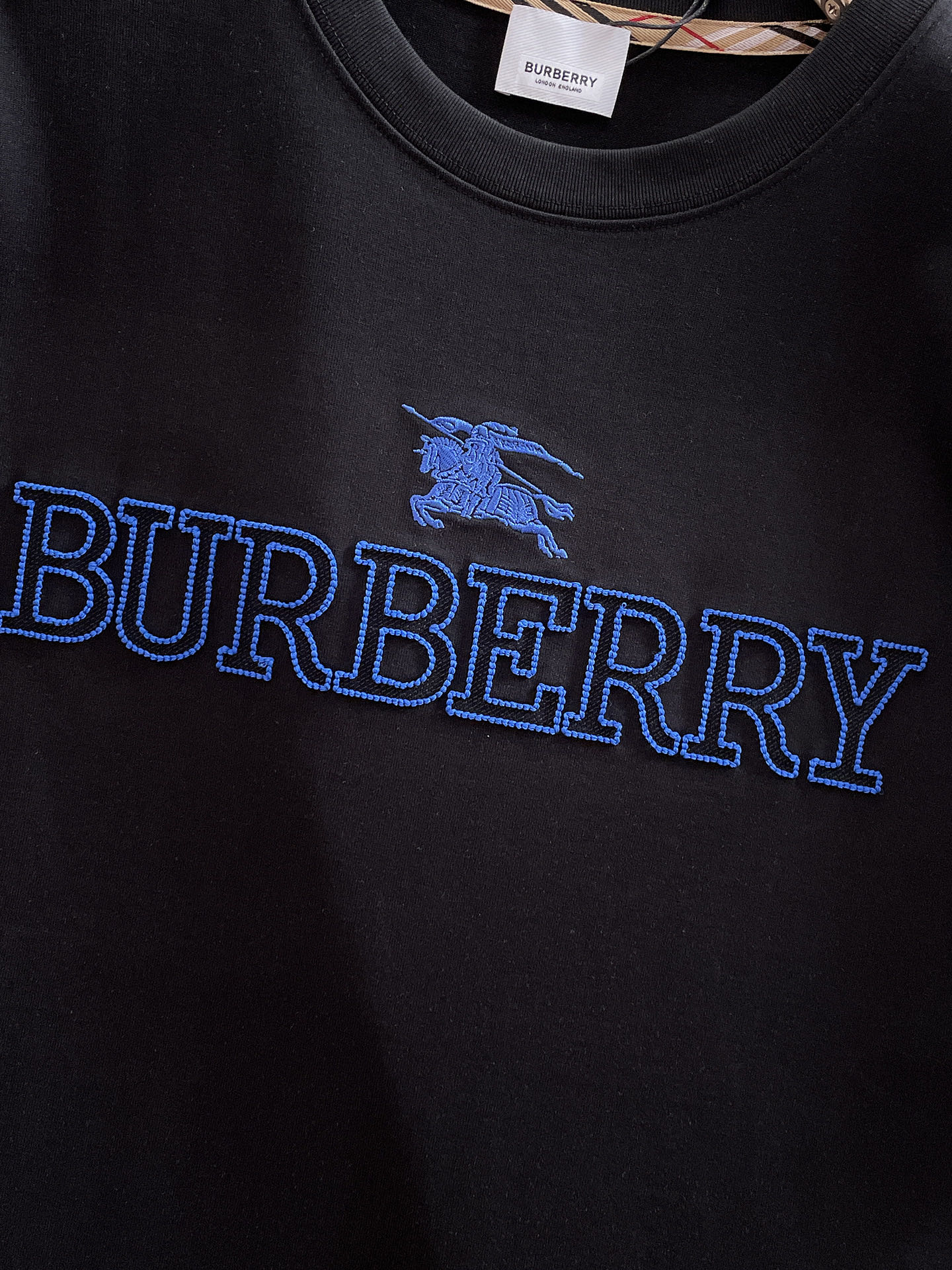  Burberry 🔥🔥高端定制 2025春夏新款首发专柜最新款短袖圆领T恤 高端订制 设计前卫时尚！品