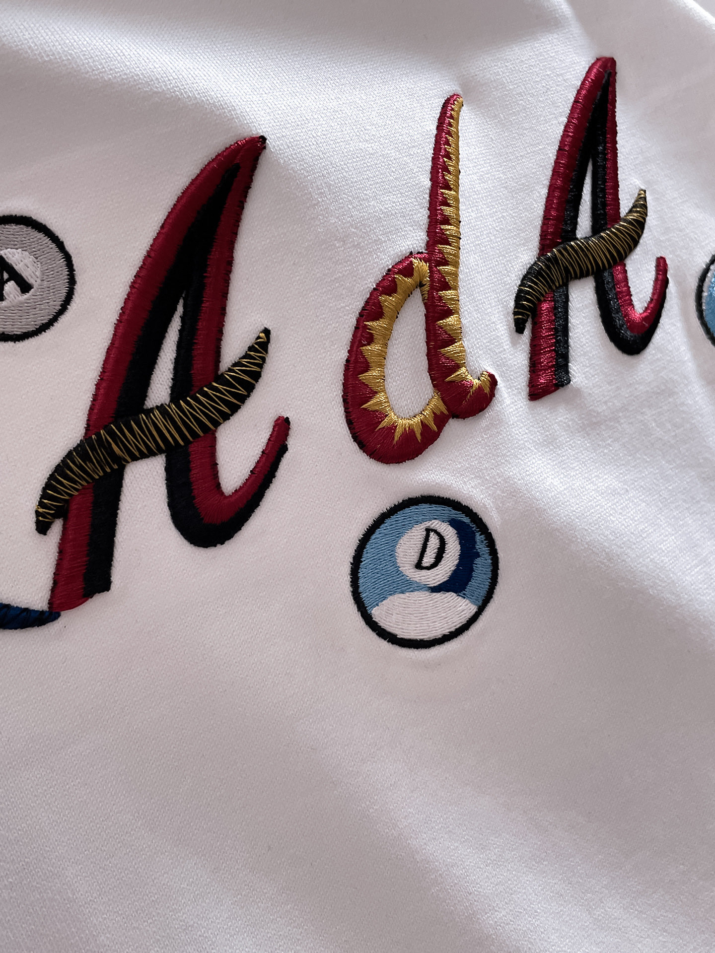  Prada 🔥🔥高端定制 2025春夏新款首发专柜最新款短袖圆领T恤 高端订制 设计前卫时尚！品牌lo