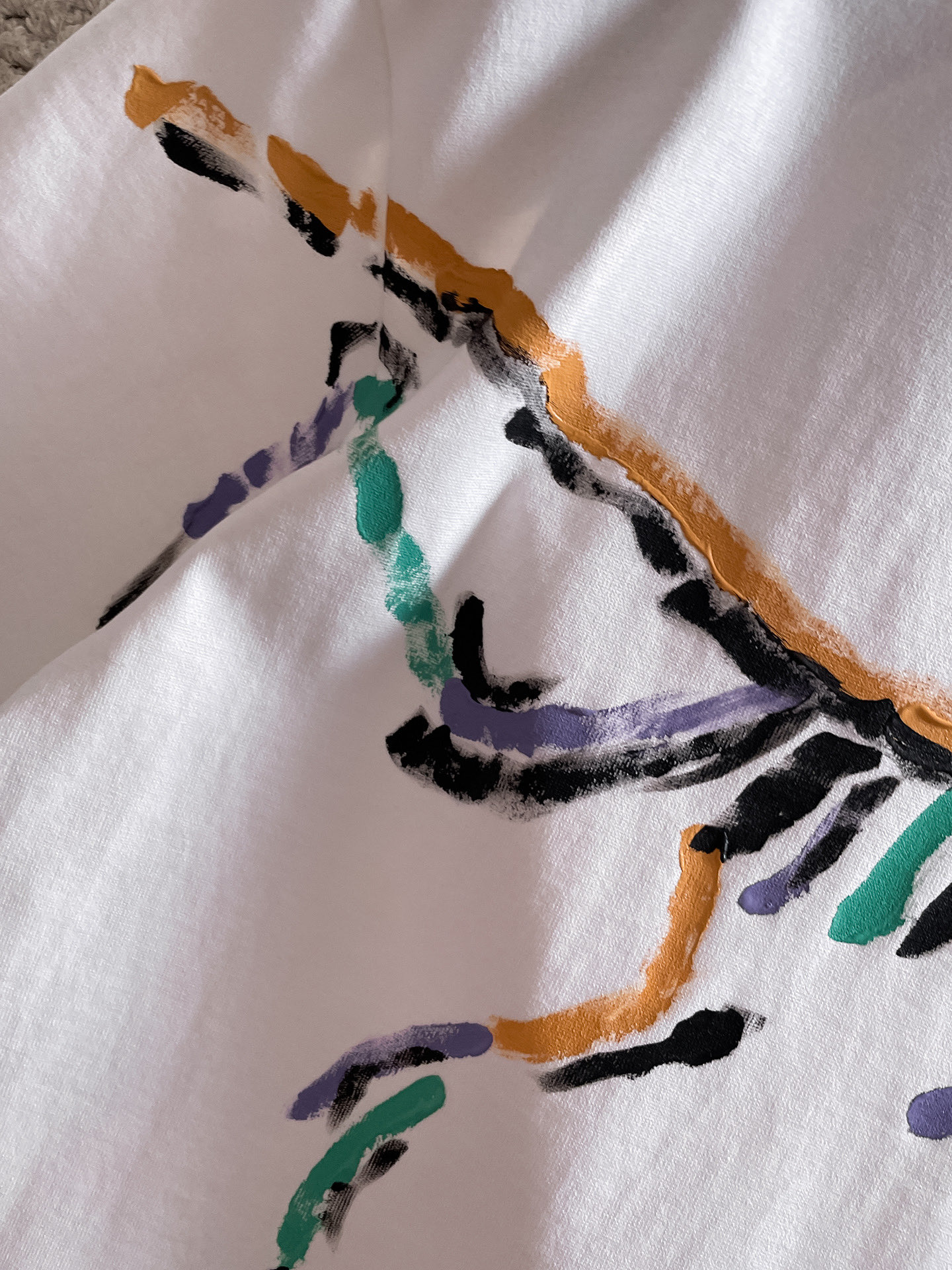  始祖鸟 🔥🔥高定面料 2025春夏新品上市🍃时尚经典圆领短袖👍🏻时尚单品设计，更加时尚舒适，高标准定制