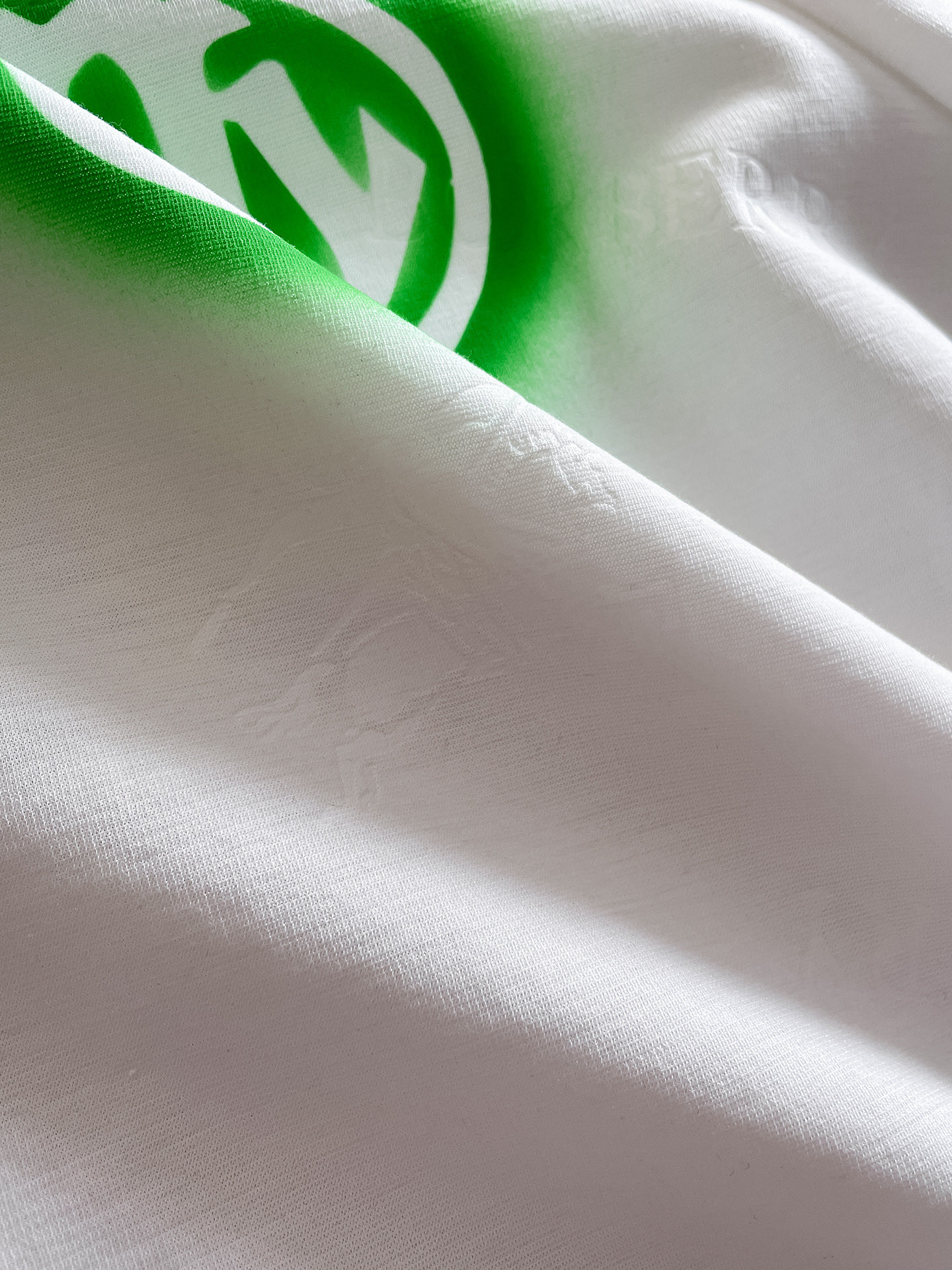  BUR 巴宝莉 🔥🔥高定面料 2025春夏新品上市🍃时尚经典圆领短袖👍🏻时尚单品设计，更加时尚舒适，高