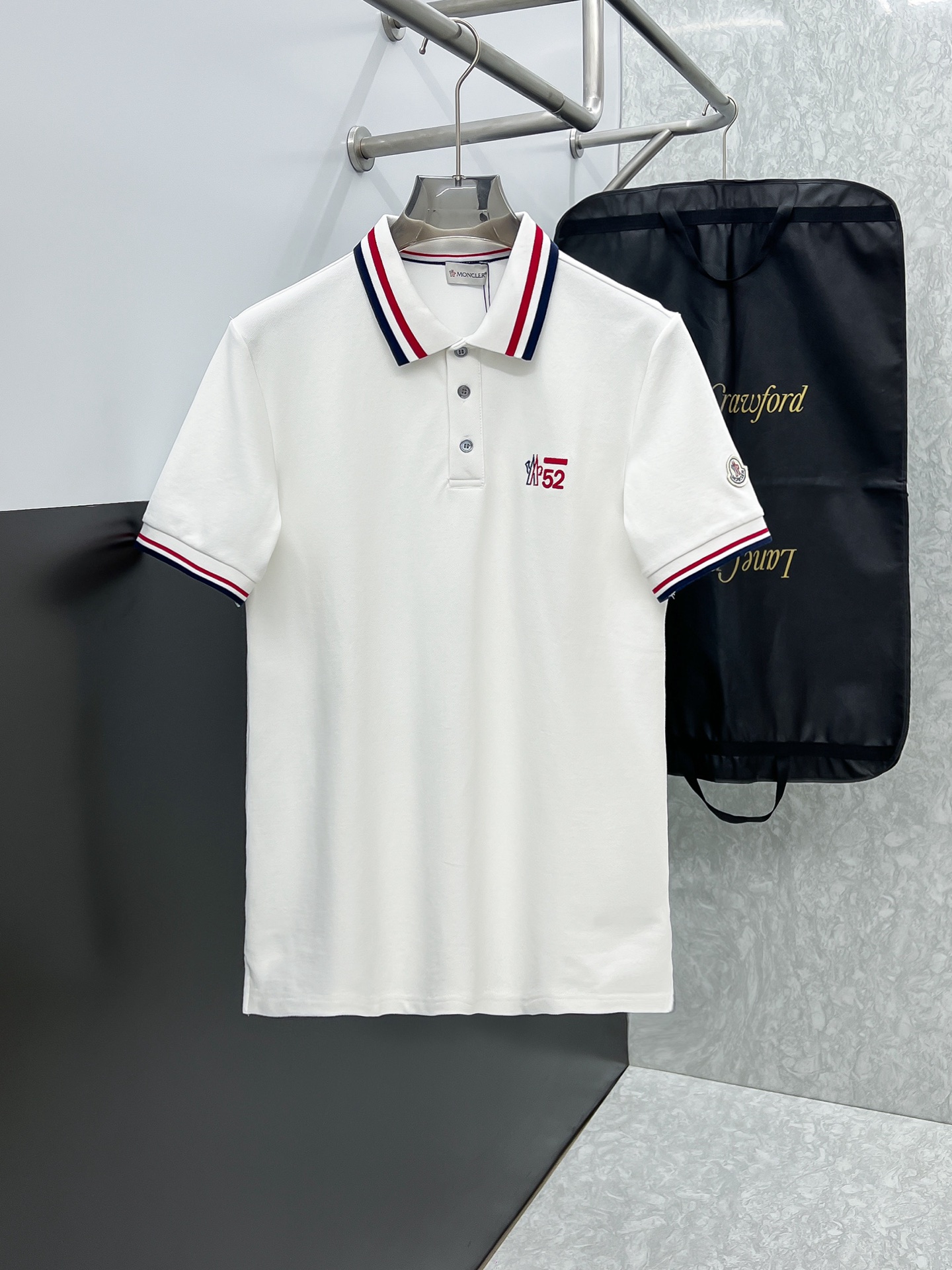 🍀 2026 olo T logo . . . . . M-3XL M : 104cm- 45cm- 69cm- 21cm L : 108cm- 46cm- 70cm- 22cm XL : 112cm- 47cm- 71cm- 23cm XXL : 116cm- 48cm- 72cm- 24cm 3XL : 120cm- 49cm- 73cm- NovitàManica corta Maglia