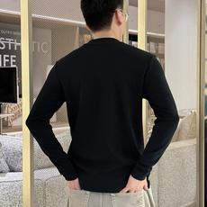 Givenchy 秋冬专柜新款 时尚休闲打底衫长袖T恤,精选进口高密度双面拉架棉面料,精致原版logo打 Givenchy 秋冬专柜新款 时尚休闲打底衫长袖T恤,精选进口高密度双面拉架棉面料,精致原版logo打