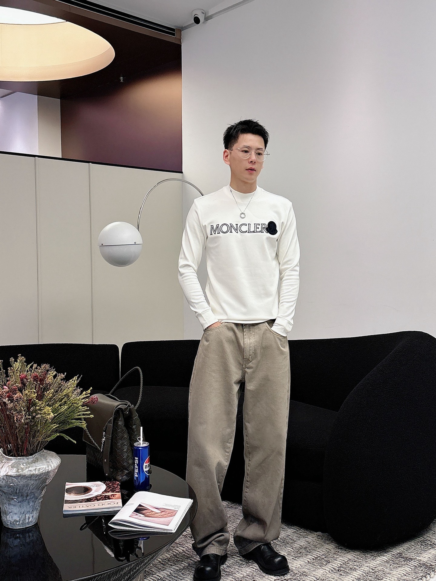 Moncler 秋冬专柜新款 时尚休闲打底衫长袖T恤，精选进口高密度双面拉架棉面料，精致原版logo打造