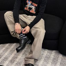 Hermes 秋冬专柜新款 时尚休闲打底衫长袖T恤,精选进口高密度双面拉架棉面料,精致原版logo打造, Hermes 秋冬专柜新款 时尚休闲打底衫长袖T恤,精选进口高密度双面拉架棉面料,精致原版logo打造,