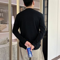 Hermes 秋冬专柜新款 时尚休闲打底衫长袖T恤,精选进口高密度双面拉架棉面料,精致原版logo打造, Hermes 秋冬专柜新款 时尚休闲打底衫长袖T恤,精选进口高密度双面拉架棉面料,精致原版logo打造,