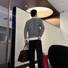 PBc 秋冬25ss【新品】休闲裤经典再次出现,原单订制高品质时尚休闲裤。超级百搭款。独家定制面料,挺 PBc 秋冬25ss【新品】休闲裤经典再次出现,原单订制高品质时尚休闲裤。超级百搭款。独家定制面料,挺