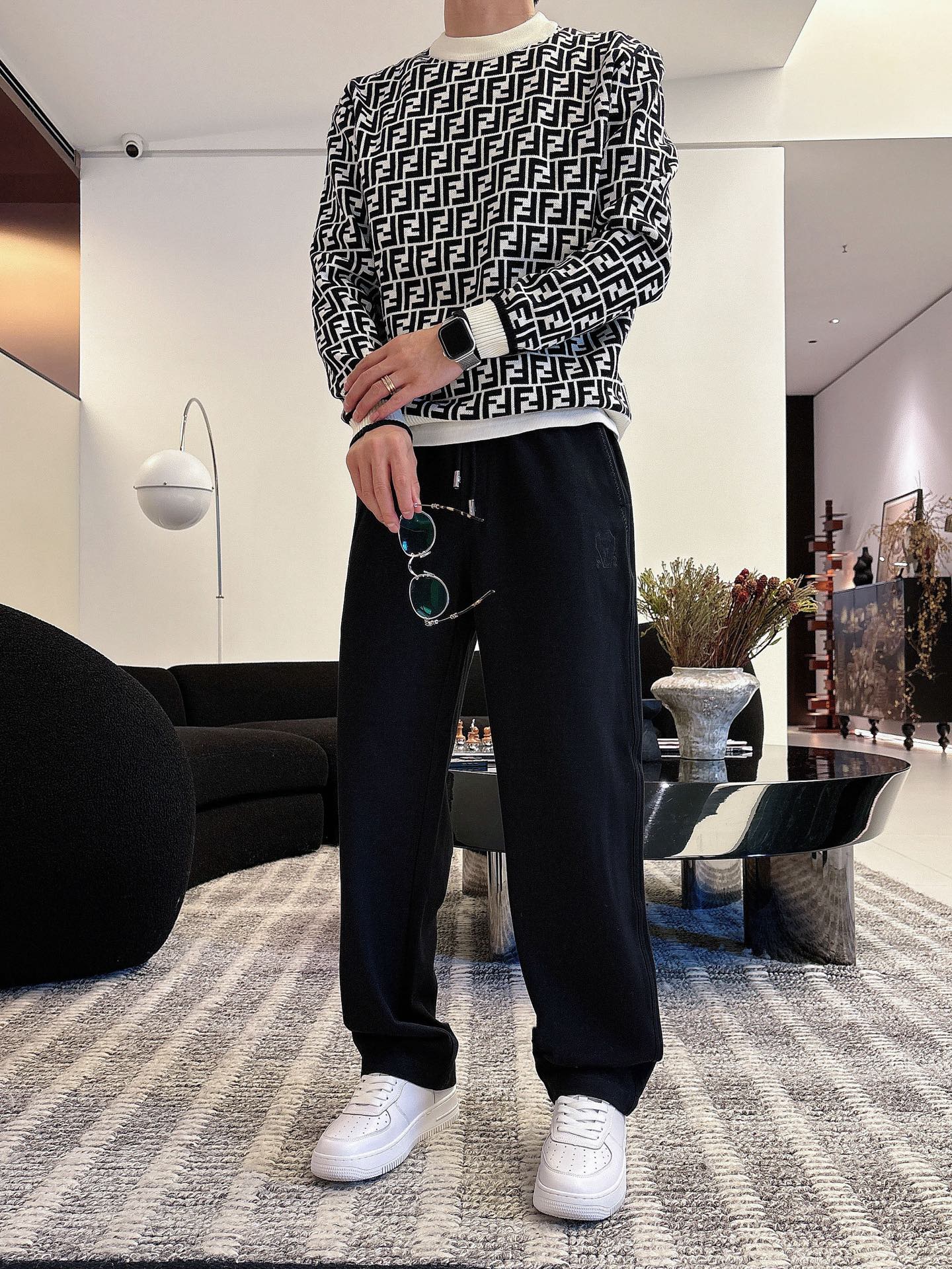 PBc 秋冬25ss【新品】休闲裤经典再次出现,原单订制高品质时尚休闲裤。超级百搭款。独家定制面料,挺 PBc 秋冬25ss【新品】休闲裤经典再次出现,原单订制高品质时尚休闲裤。超级百搭款。独家定制面料,挺