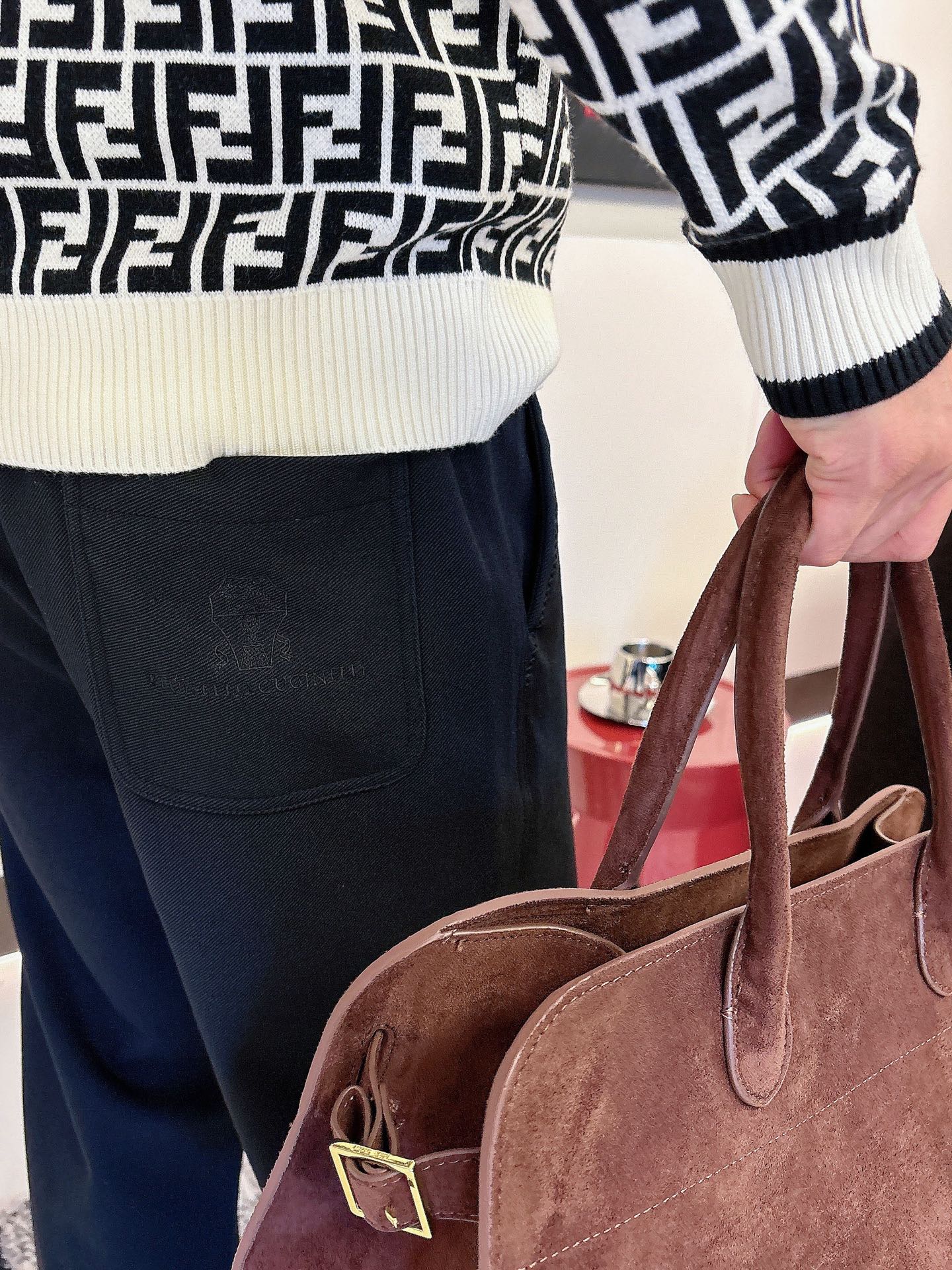 PBc 秋冬25ss【新品】休闲裤经典再次出现,原单订制高品质时尚休闲裤。超级百搭款。独家定制面料,挺 PBc 秋冬25ss【新品】休闲裤经典再次出现,原单订制高品质时尚休闲裤。超级百搭款。独家定制面料,挺