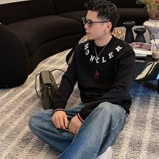 Mon*ler 秋冬新款男士原单圆领毛衣 柜台同步售卖 ✨✨高端定制 🔥🔥爆款 时尚百搭 立体刺绣字母l Mon*ler 秋冬新款男士原单圆领毛衣 柜台同步售卖 ✨✨高端定制 🔥🔥爆款 时尚百搭 立体刺绣字母l