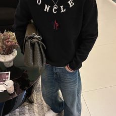 Mon*ler 秋冬新款男士原单圆领毛衣 柜台同步售卖 ✨✨高端定制 🔥🔥爆款 时尚百搭 立体刺绣字母l Mon*ler 秋冬新款男士原单圆领毛衣 柜台同步售卖 ✨✨高端定制 🔥🔥爆款 时尚百搭 立体刺绣字母l