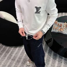 LV 秋冬专柜新款 时尚休闲打底衫长袖T恤,精选进口高密度双面拉架棉面料,精致原版logo打造,舒适性与 LV 秋冬专柜新款 时尚休闲打底衫长袖T恤,精选进口高密度双面拉架棉面料,精致原版logo打造,舒适性与