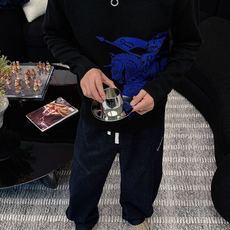 Burberry 早秋新款男士羊毛针织衫,专柜在售爆款单品,各大时尚买手明星人手一件的百搭单品。简单时尚 Burberry 早秋新款男士羊毛针织衫,专柜在售爆款单品,各大时尚买手明星人手一件的百搭单品。简单时尚