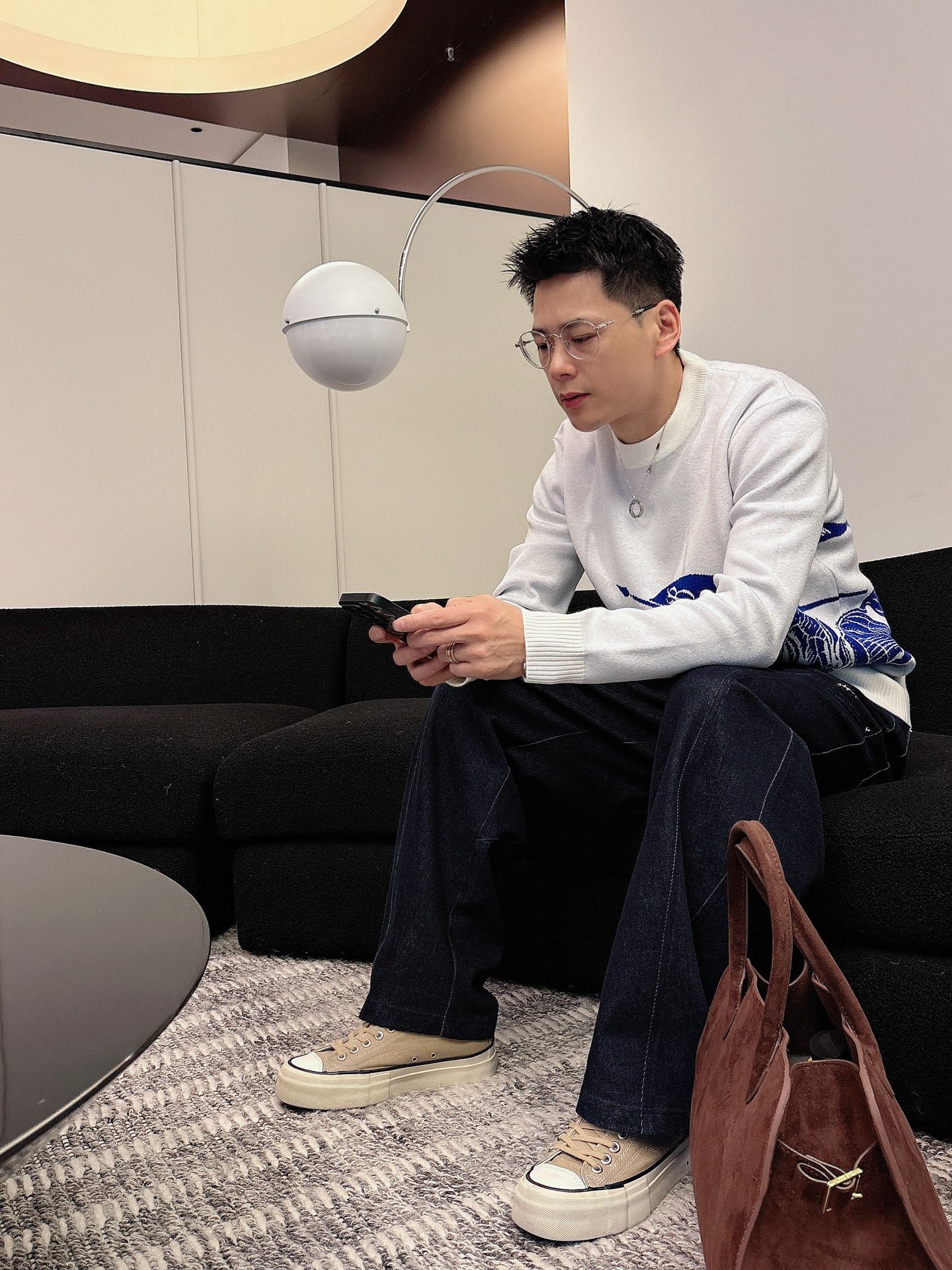 Burberry 早秋新款男士羊毛针织衫,专柜在售爆款单品,各大时尚买手明星人手一件的百搭单品。简单时尚 Burberry 早秋新款男士羊毛针织衫,专柜在售爆款单品,各大时尚买手明星人手一件的百搭单品。简单时尚