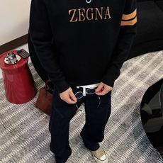 ZENGA 早秋新款男士羊毛针织衫,专柜在售爆款单品,各大时尚买手明星人手一件的百搭单品。简单时尚甚是好 ZENGA 早秋新款男士羊毛针织衫,专柜在售爆款单品,各大时尚买手明星人手一件的百搭单品。简单时尚甚是好