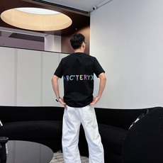 始祖鸟2026春夏新款男女同情侣款👫休闲宽松棉质圆领短袖T恤衫!贸易公司渠道稀出,同步官网发售 ! 始祖鸟2026春夏新款男女同情侣款👫休闲宽松棉质圆领短袖T恤衫!贸易公司渠道稀出,同步官网发售 !
