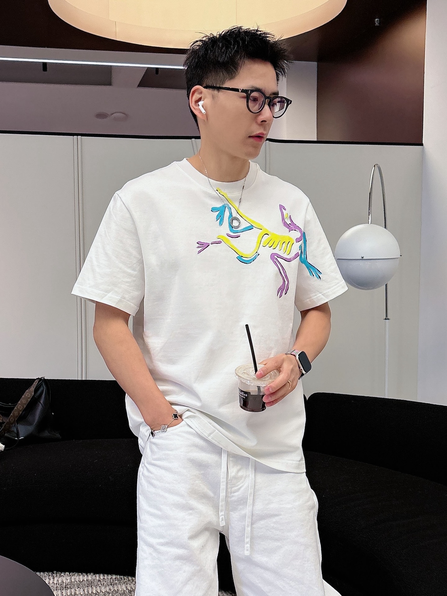 始祖鸟2026春夏新款男女同情侣款👫休闲宽松棉质圆领短袖T恤衫！贸易公司渠道稀出，同步官网发售 ！   
