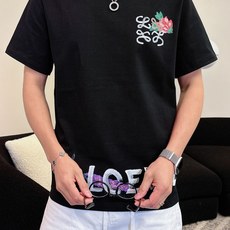 Loew*罗家2026春夏新款男女同情侣款👫休闲宽松棉质圆领短袖T恤衫!贸易公司渠道稀出,同步官网发售 Loew*罗家2026春夏新款男女同情侣款👫休闲宽松棉质圆领短袖T恤衫!贸易公司渠道稀出,同步官网发售