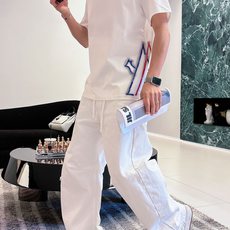 Moncle*蒙家 2026春夏新款男女同情侣款👫休闲宽松棉质圆领短袖T恤衫!贸易公司渠道稀出,同步官网 Moncle*蒙家 2026春夏新款男女同情侣款👫休闲宽松棉质圆领短袖T恤衫!贸易公司渠道稀出,同步官网