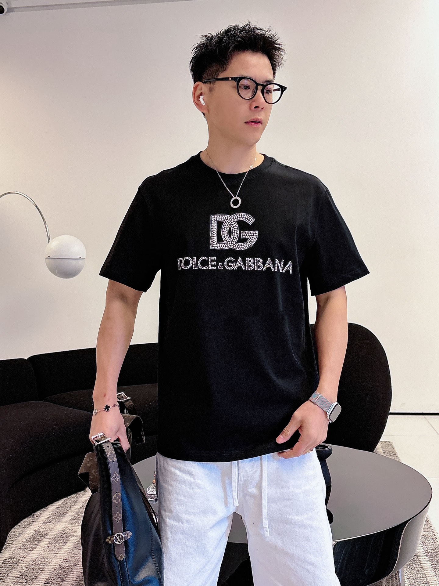 DG 2026春夏新款男女同情侣款👫休闲宽松棉质圆领短袖T恤衫！贸易公司渠道稀出，同步官网发售 ！   