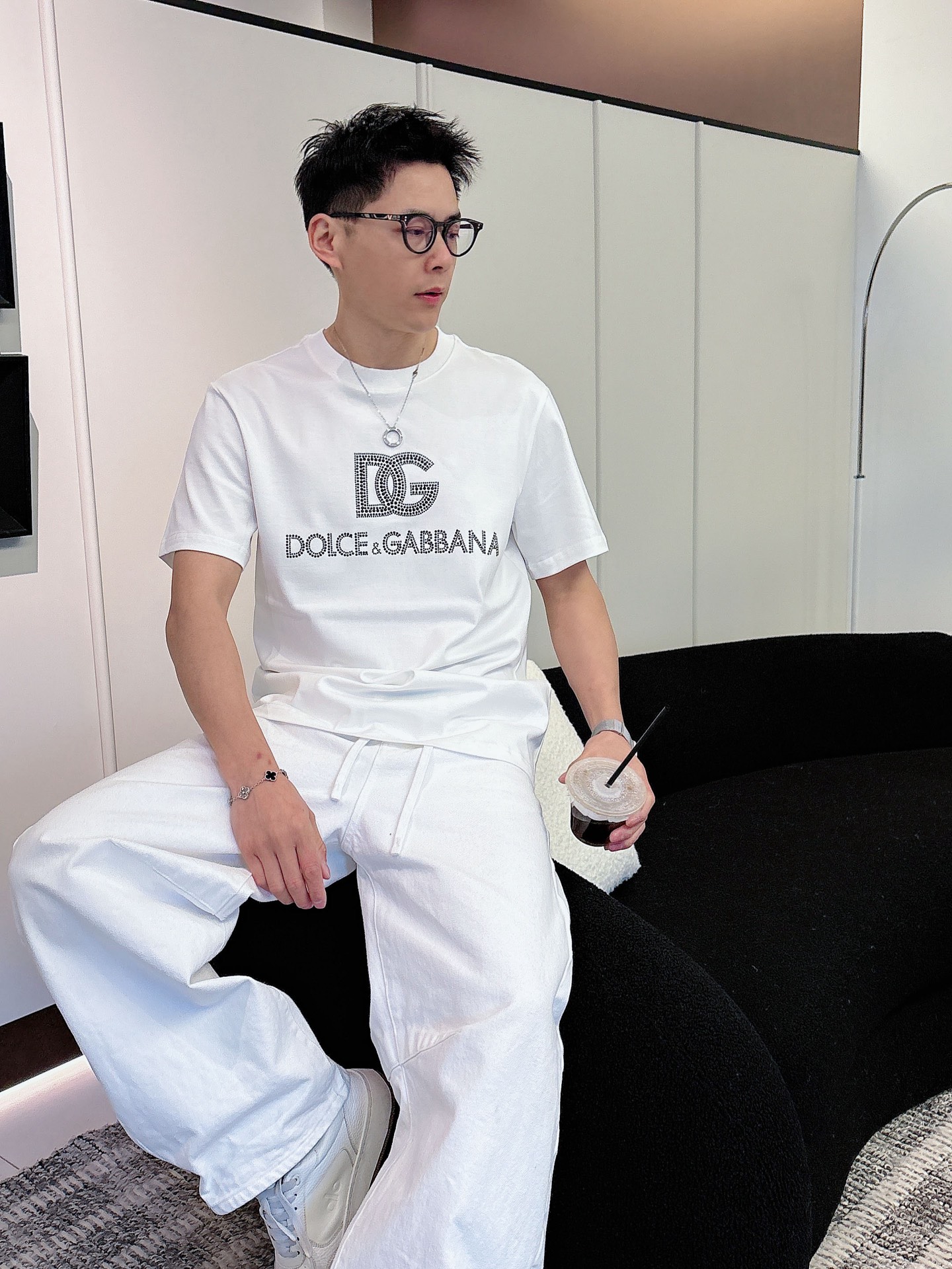 DG 2026春夏新款男女同情侣款👫休闲宽松棉质圆领短袖T恤衫！贸易公司渠道稀出，同步官网发售 ！   