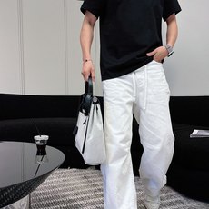 BC 2026春夏新款男女同情侣款👫休闲宽松棉质圆领短袖T恤衫!贸易公司渠道稀出,同步官网发售 ! BC 2026春夏新款男女同情侣款👫休闲宽松棉质圆领短袖T恤衫!贸易公司渠道稀出,同步官网发售 !