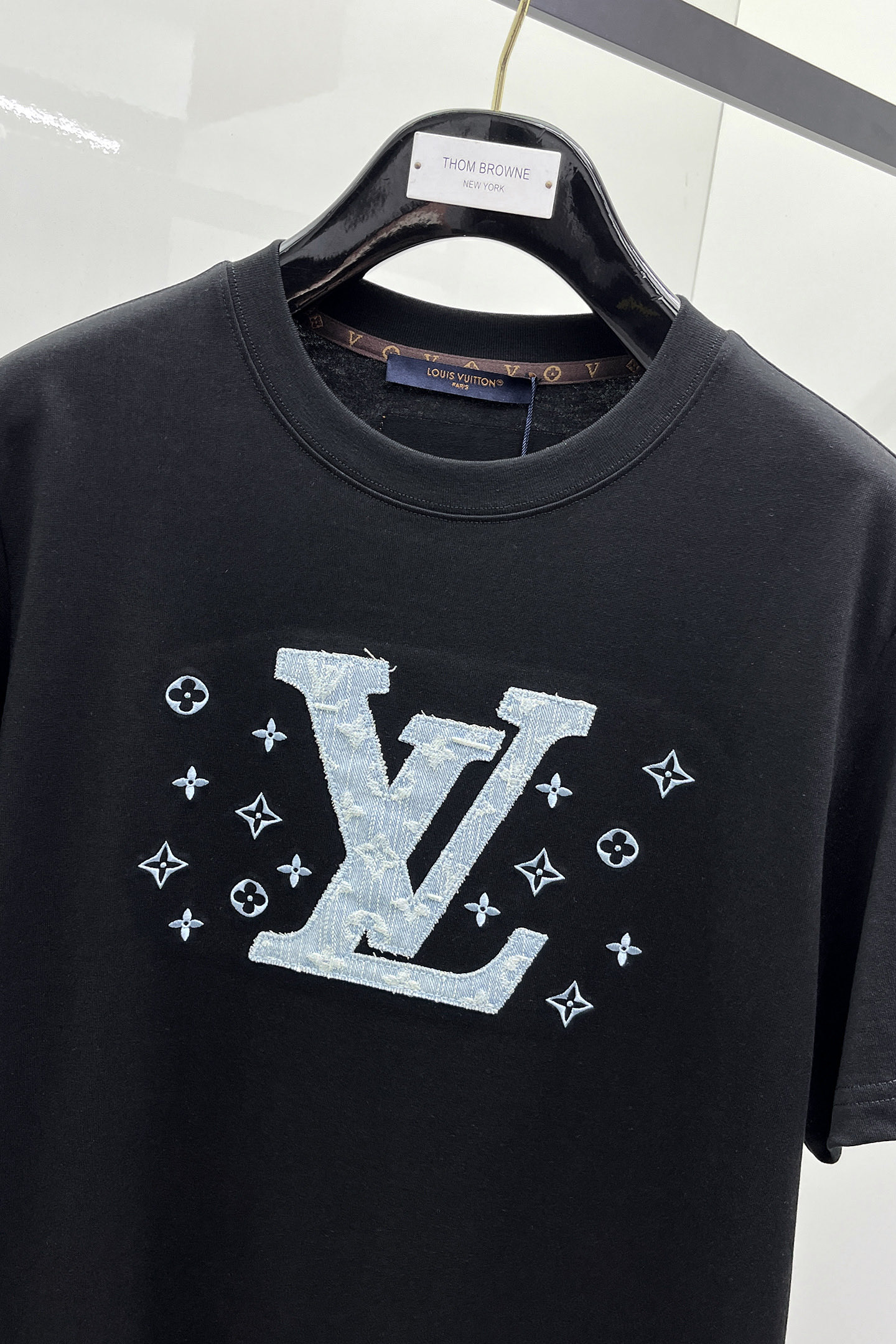 LV men LV - 2026ss T ， 1:1 ， logo ， — photo 3