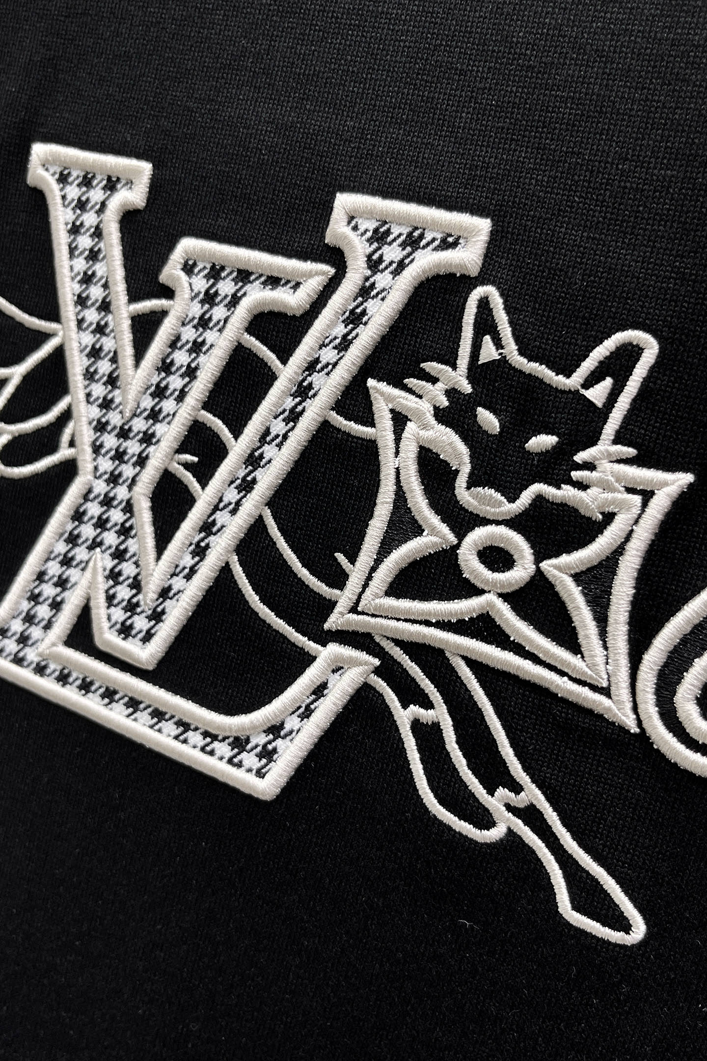 LV men LV - 2026ss T 1 1 logo — photo 5