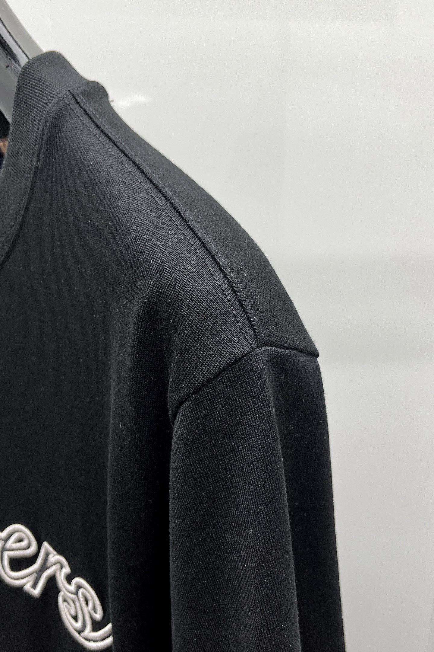 LV men LV - 2026ss T 1 1 logo — photo 9