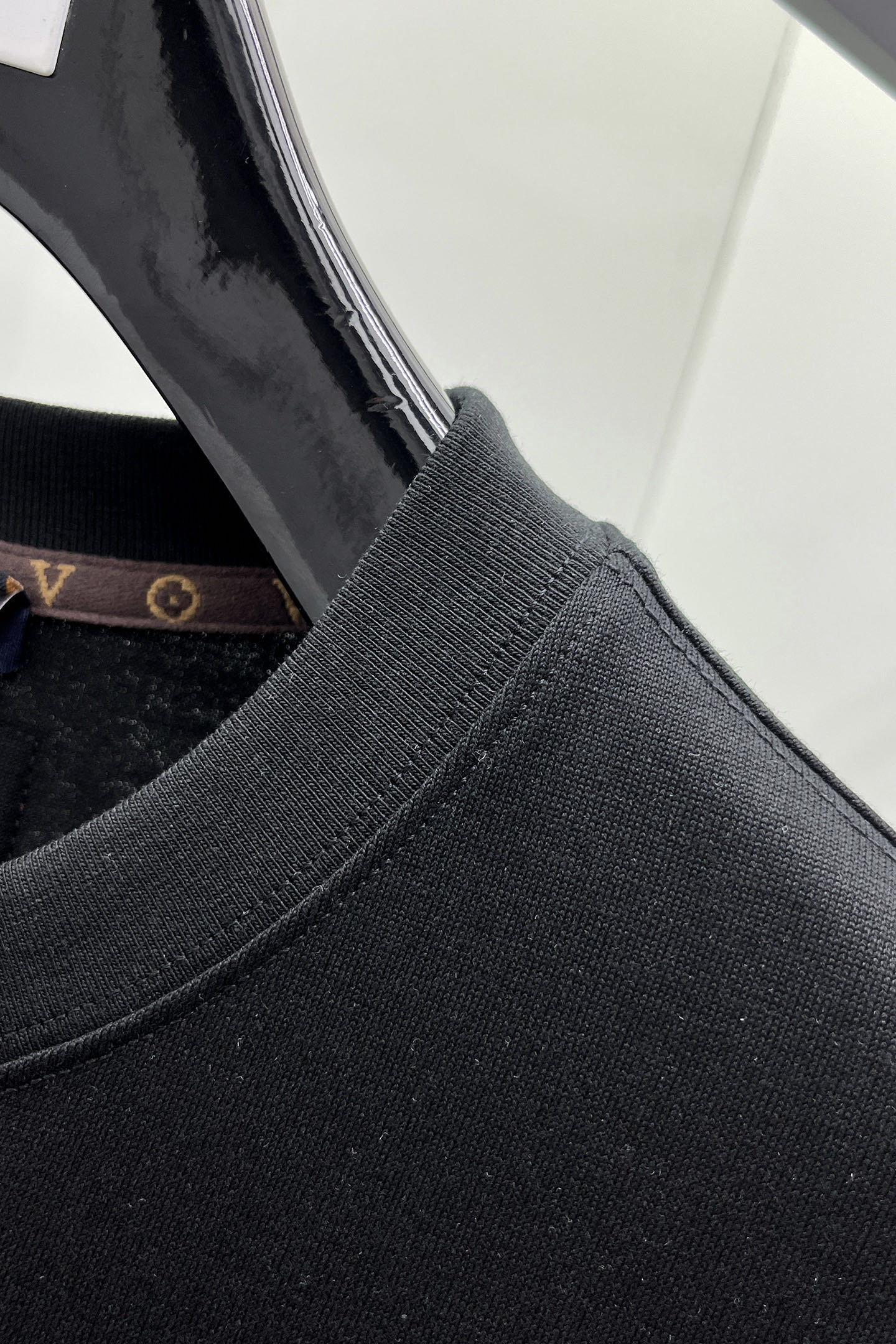 LV men LV - 2026ss T 1 1 logo — photo 8
