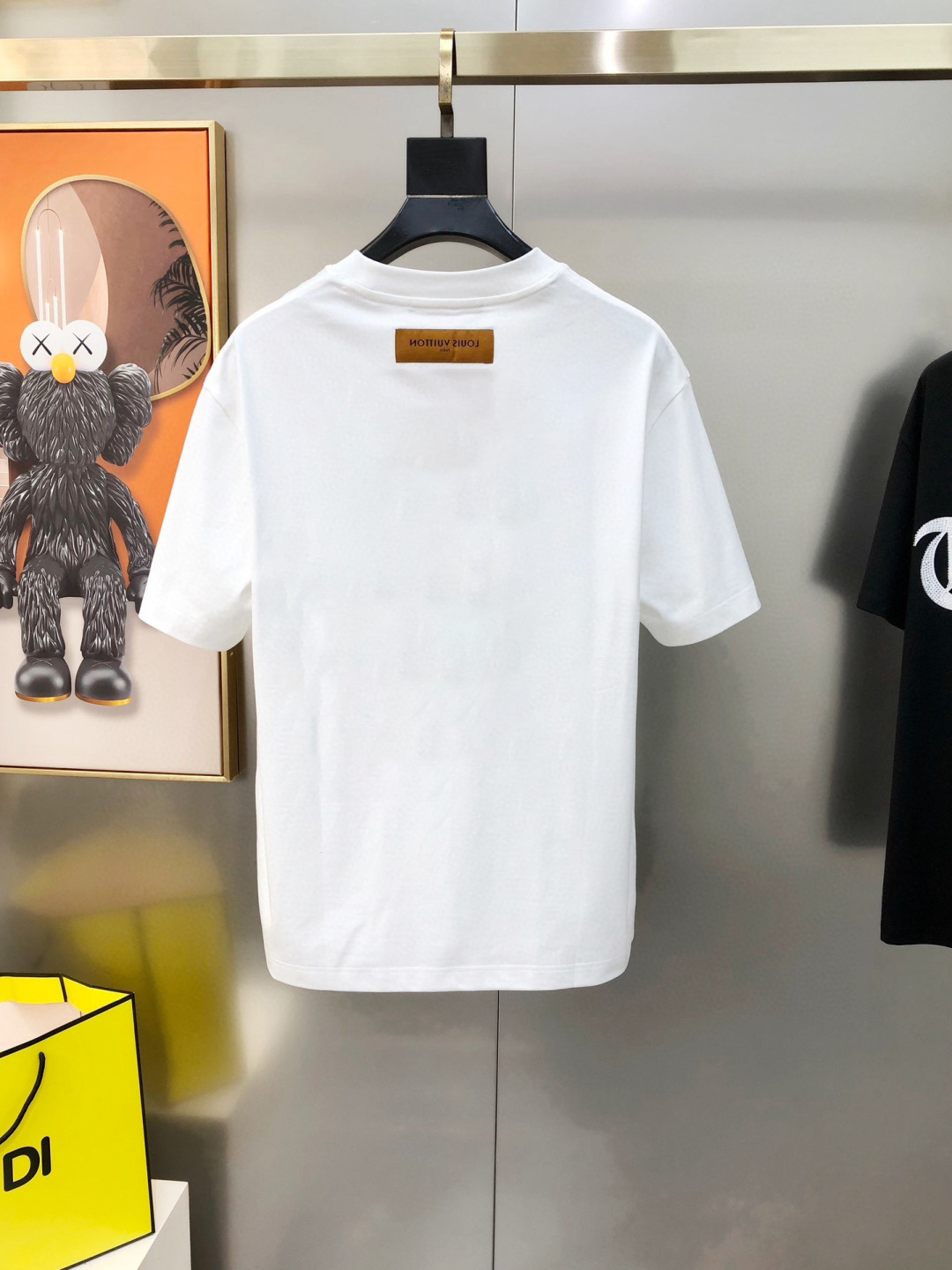 LV men LV 2025 New New T ！ logo . . . . ！ ！ — photo 4