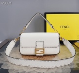 52039 blanc moyen cousu main 1 52039 blanc moyen cousu main