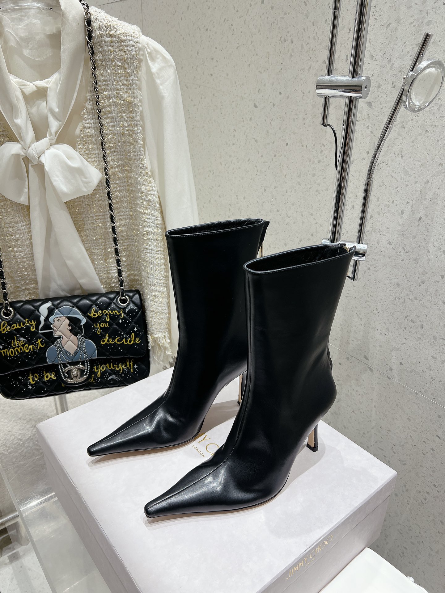 NO:460703,Short boots, long boots, high version, Jimmy choo, new jc pointed toe high heel boots, long boots, original upper open-edge beaded cowhide, inner footbed cowhide, Italian genuine leather outsole, heel height 9cm, size 35-39 (40 custom made), boots, jimmy choo, boots, cowhide, Leather soles19860909短靴 长靴 高版本 Jimmy choo 新款jc尖头高跟短靴 长靴 鞋面原版开边珠牛皮 内里垫脚牛皮 意大利真皮大底 跟高9cm 码数35-39（40定做）,靴子,jimmy choo,boots,cowhide,Leather soles,Women's Shoes